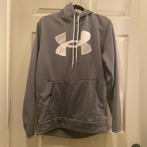Under armour sweatshirt